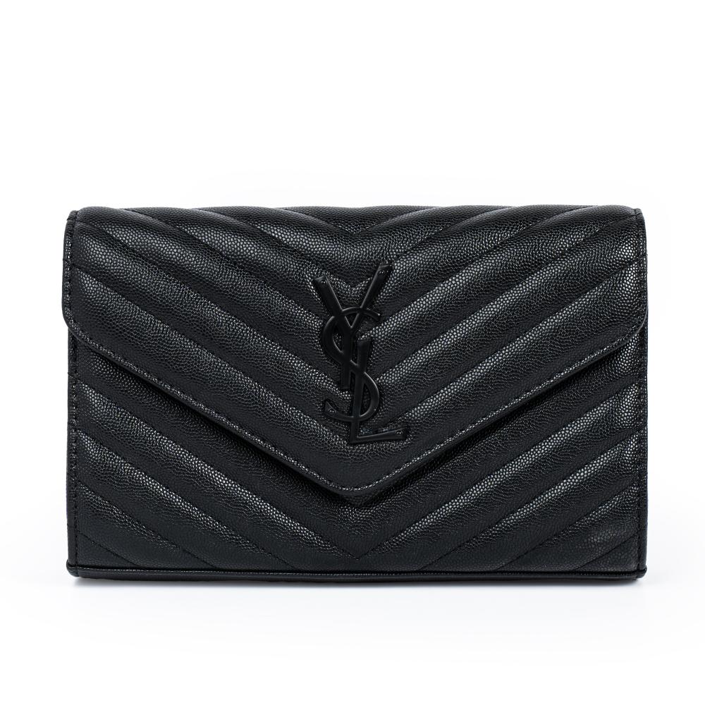 حقيبة سان لوران كاساندر بتصميم ظرف مبطن