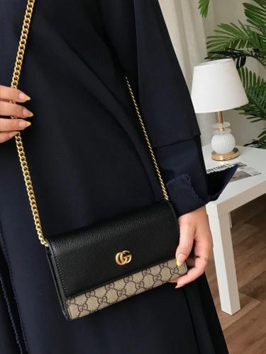شنطة Gucci درجة أولى حجم وسط مع العلامة الصغيرة ال...
