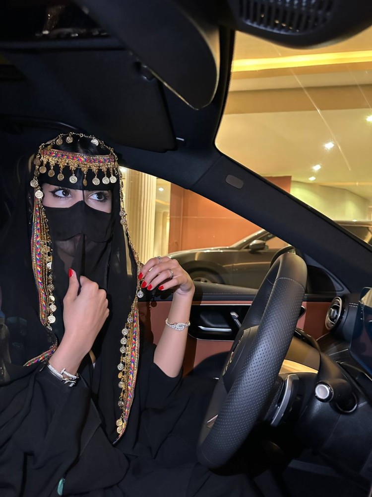 بكج الاميرة (برقع + طرحة )