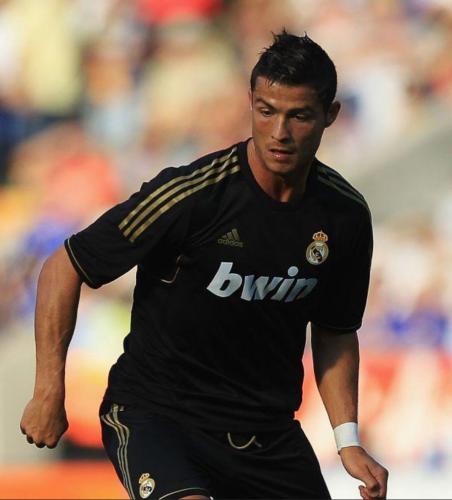 تيشيرت ريال مدريد الاحتياطي 2011