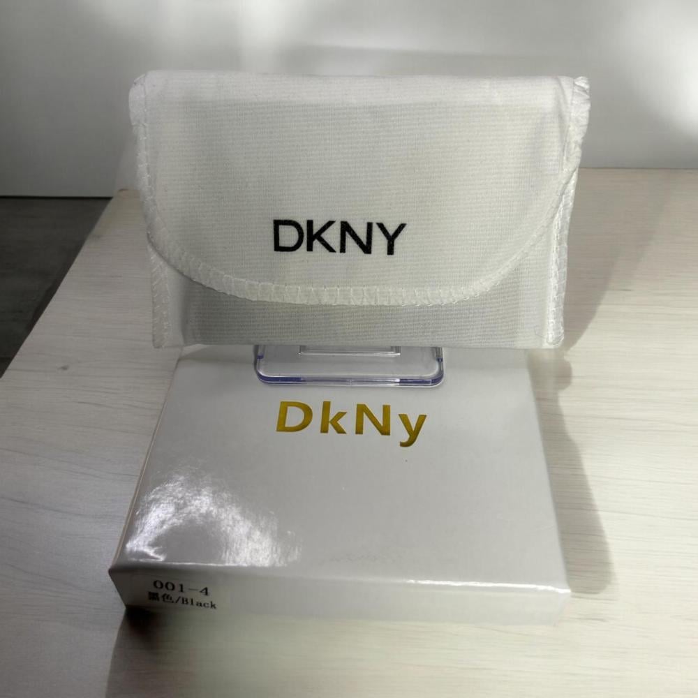 محفظه بطاقات من براند دكني