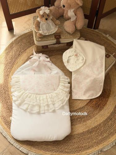 مدس مع اللفه والقبعه الدائريه