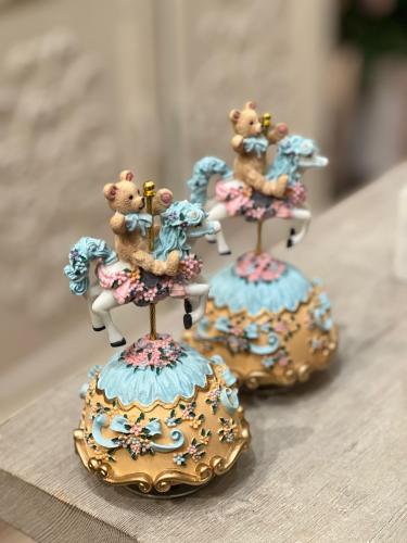 تحفة من الجبس بالموسيقى قياس الطول (15سم )