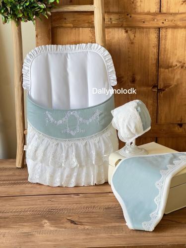 مدس مع اللفه والقبعه الفرنسيه