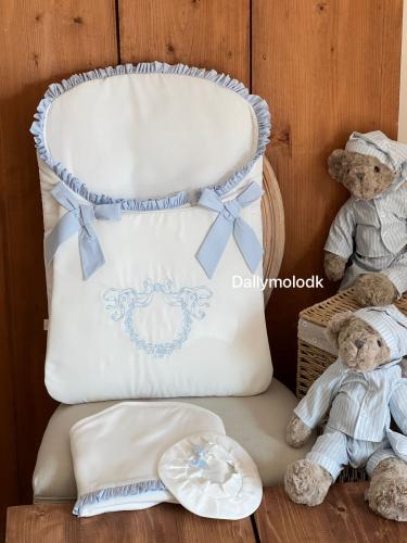 مدس مع اللفه والقبعه الدائريه