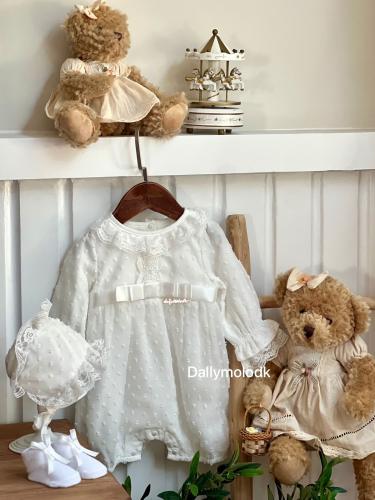 افرول اوف وايت مع القبعه الفرنسيه 0-3