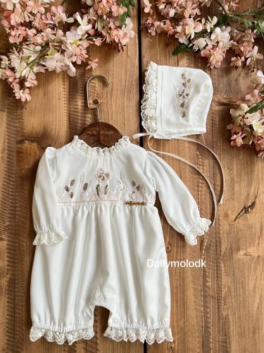 افرول شك يدوي مع القبعه الفرنسيه