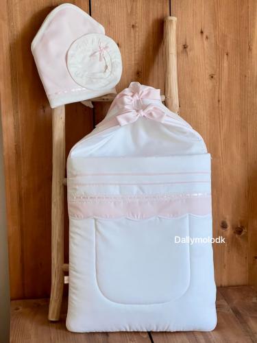 مدس مع اللفه والقبعه الدائريه