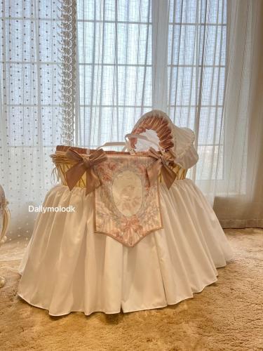 سلة موسى- لحمي مع أوف وايت