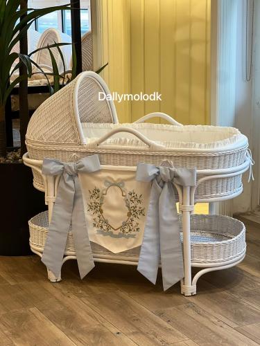 سرير خيرزان - ولادي