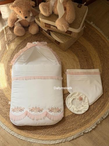 مدس مع اللفه والقبعه الدائريه