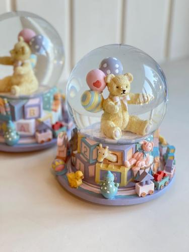 تحفة بلوري بالموسيقى والاضاءة قياس الطول (20سم )