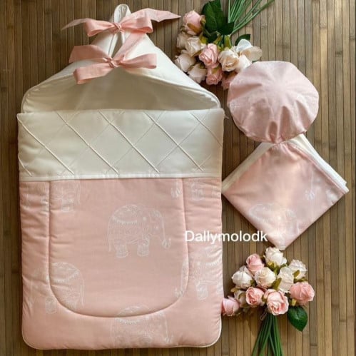 مدس - بناتي / مع اللفة والقبعة الدائرية