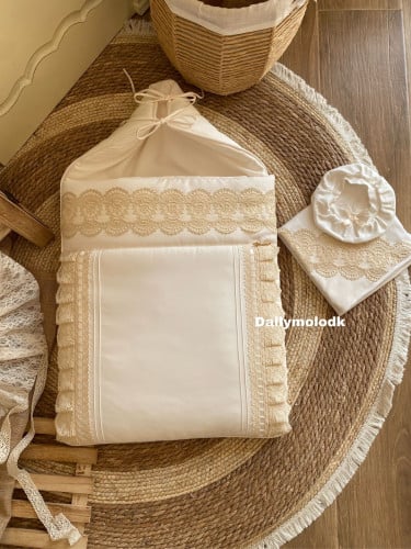 مدس بيج مع اللفة والقبعة الدائرية / محايد