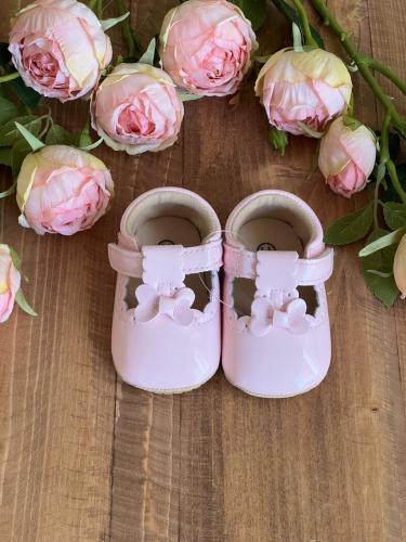 حذاء مواليد