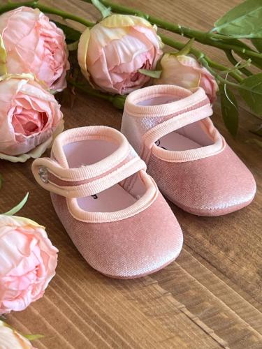 حذاء مواليد