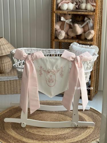 سلة موسى - بناتي