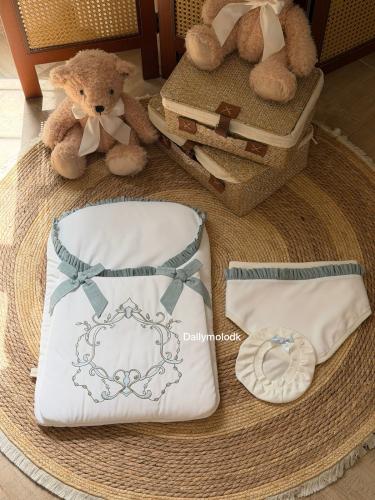 مدس  مع اللفه والقبعه الدائريه