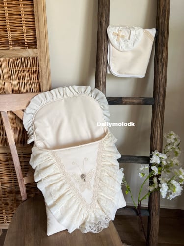 مدس بيج مع اللفه والقبعه الدائريه