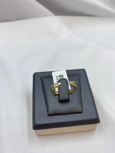 18 karat ring