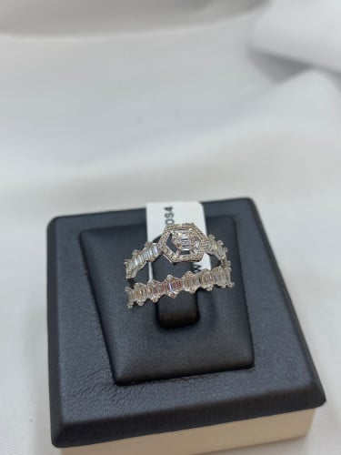 خاتم عيار 18