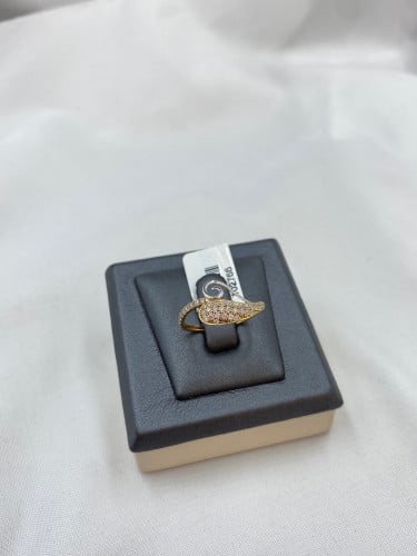 18 karat ring