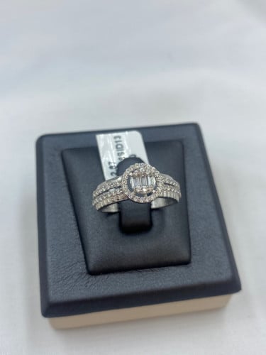 خاتم عيار 18