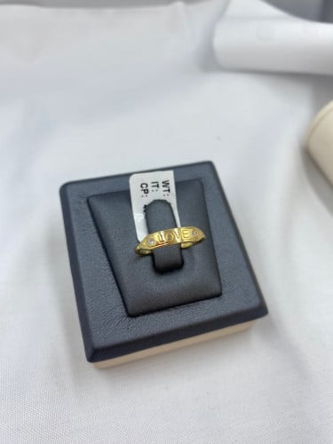 خاتم عيار 18