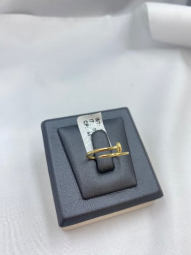 خاتم عيار 18