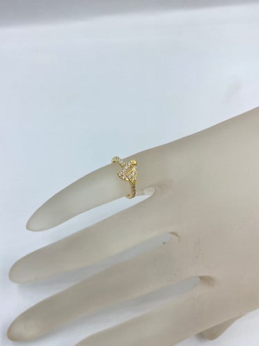 18 karat ring