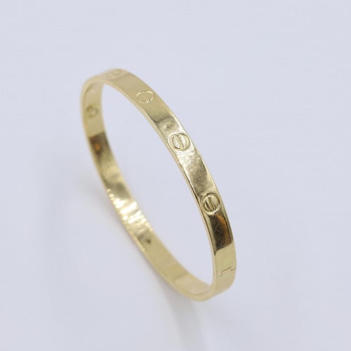 18 karat bracelet