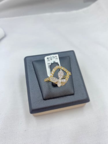 18 karat ring