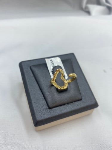18 karat ring