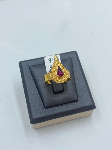 خاتم عيار 18