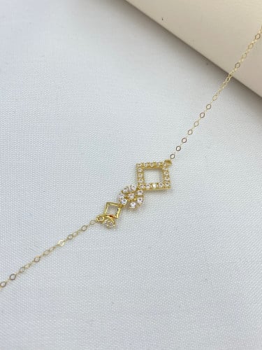 An 18-gauge bracelet, 0.79