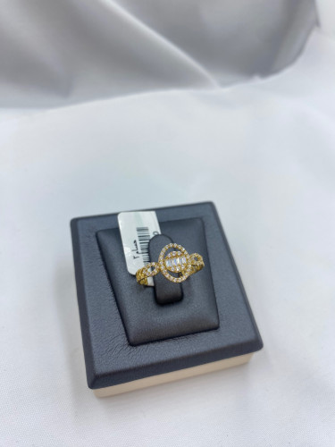 خاتم عيار 18