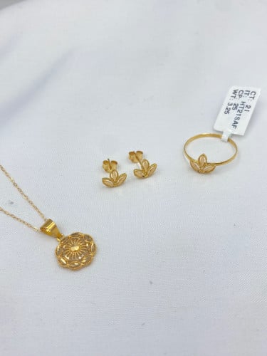 نصف طقم عيار 18