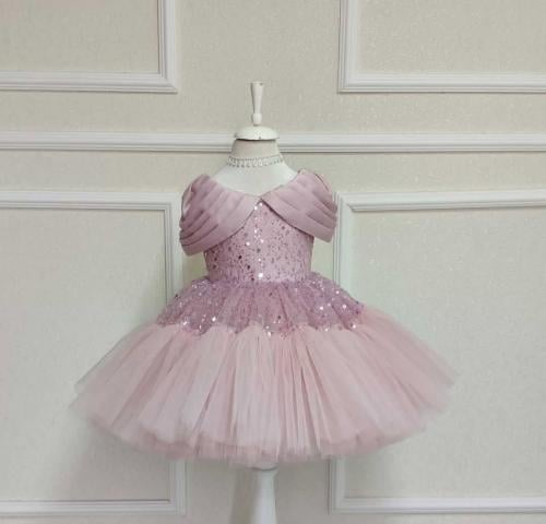 فستان بسمه  + اكسسوار شعر