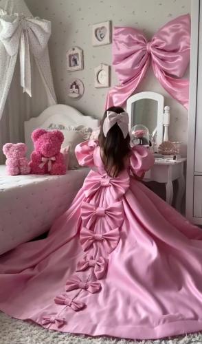 فستان نعومة + اكسسوار شعر