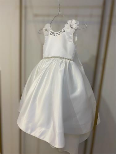 فستان العروسه الصغيره+ اكسسوار شعر