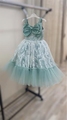 فستان قمره + اكسسوار شعر