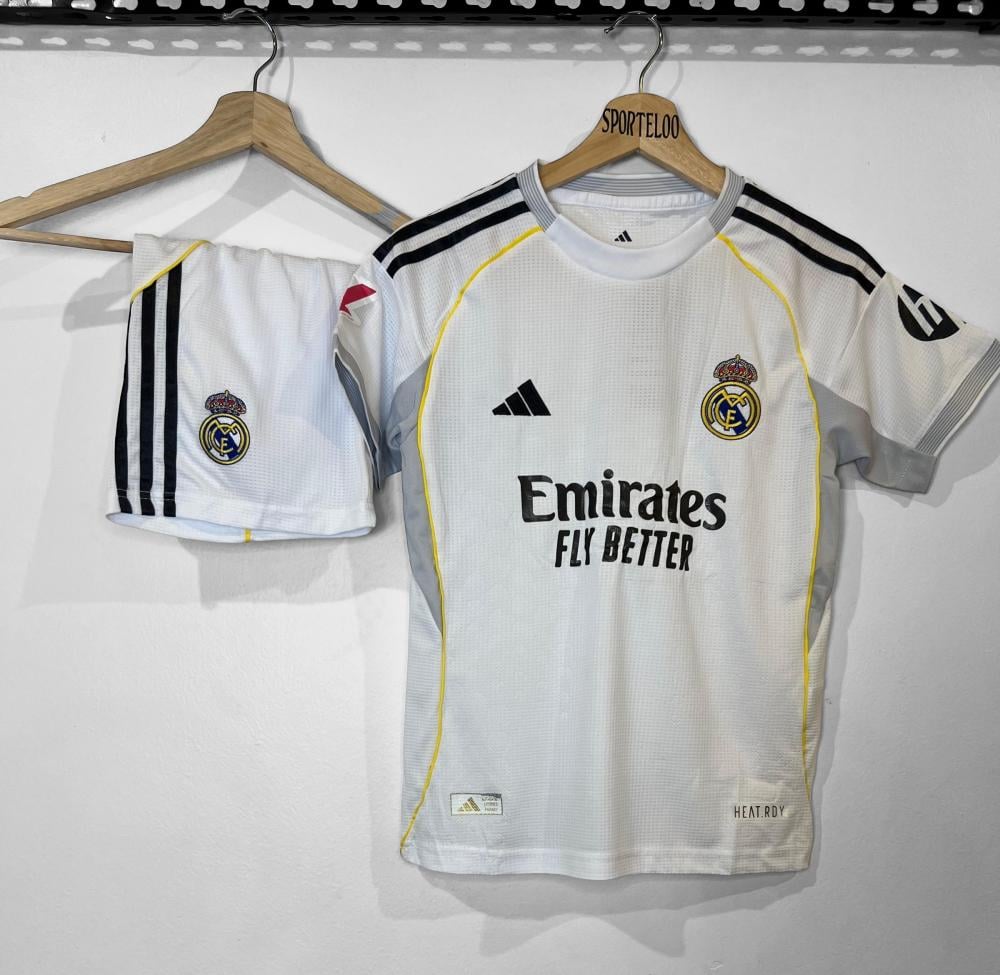 طقم ريال مدريد الاساسي 25_26 ولادي