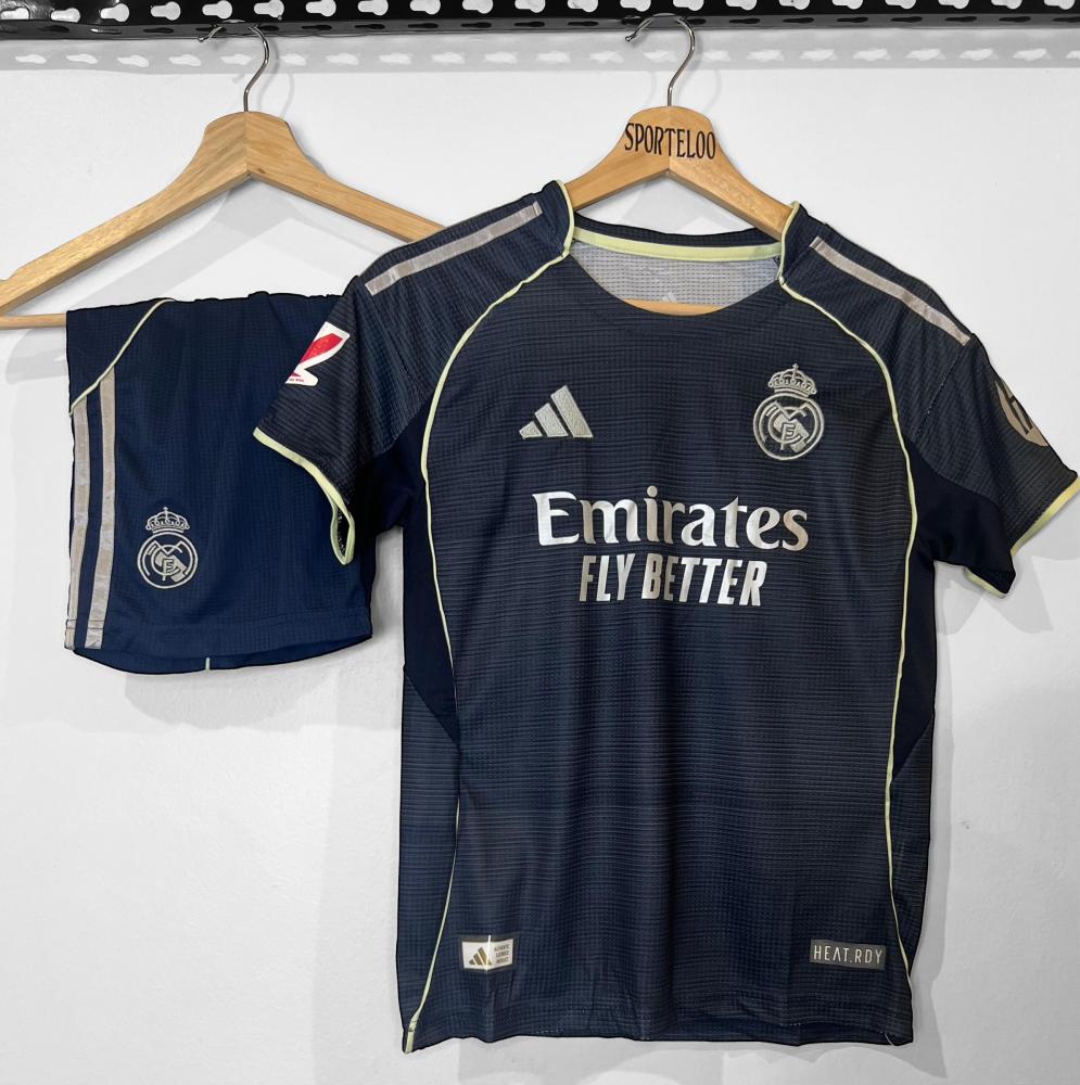 طقم ريال مدريد الاحتياطي 25_26 ولادي