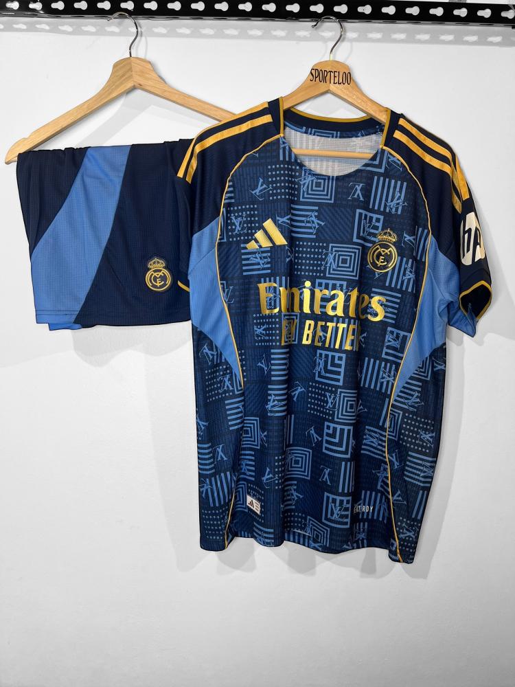 طقم ريال مدريد 25_26