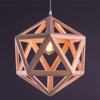 ثرياء علاقي خشبي