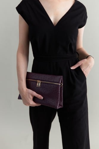 Ostrich clutch