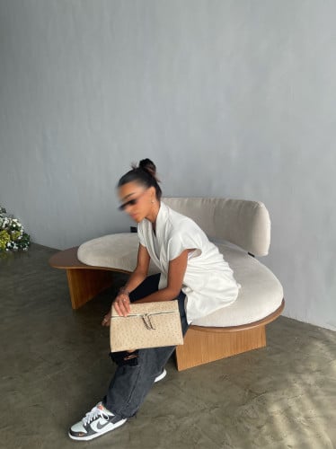 Ostrich clutch