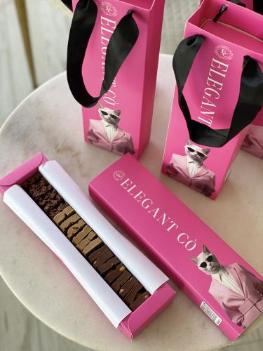 The elegant cat chocolate