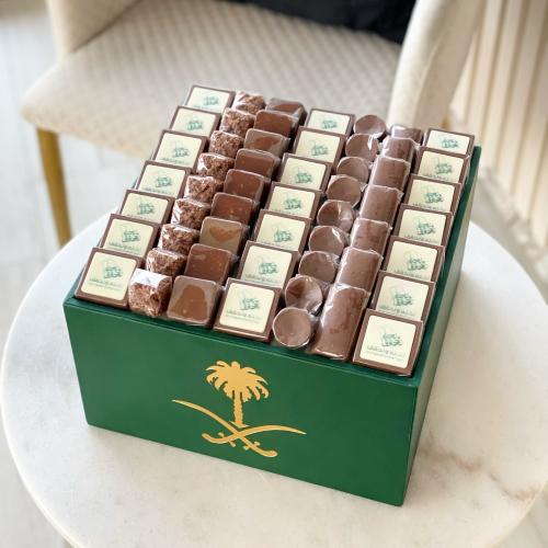 صينية اليوم الوطني ( شوكولاته )