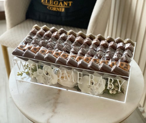 صينية شوكولاته بعبارة Welcome baby